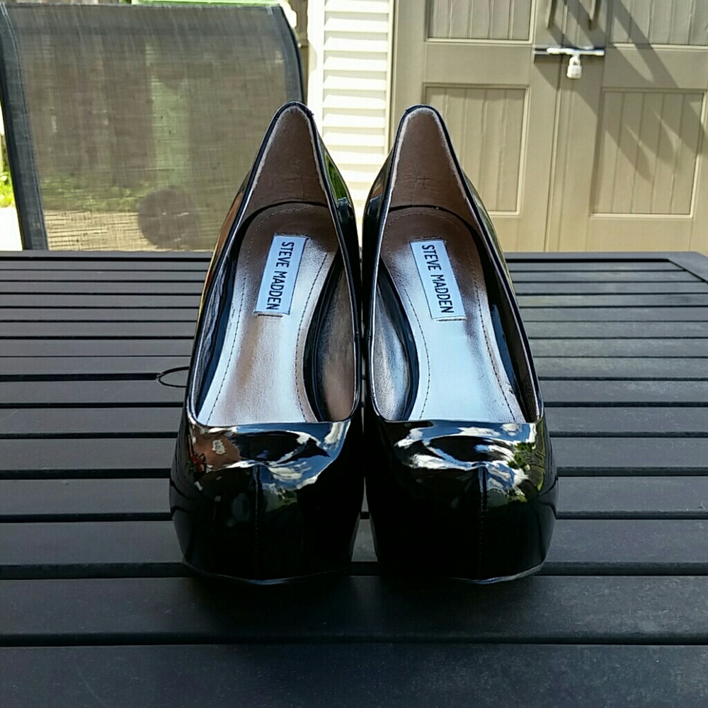 Steve Madden Patent Leather Pump, no box